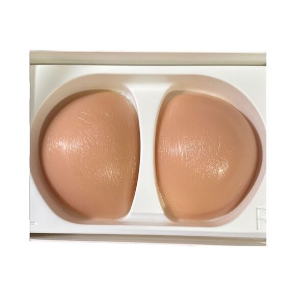 NuBra Invisible Breast Enhancer - Picture 2 of 6